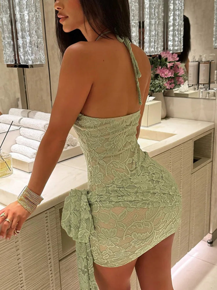 Serena – Halter Mini Dress met lace details