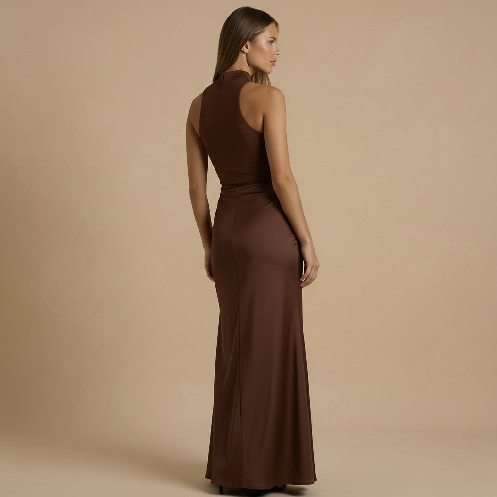 Lunara – de satijnen maxi jurk met hollow‑out details
