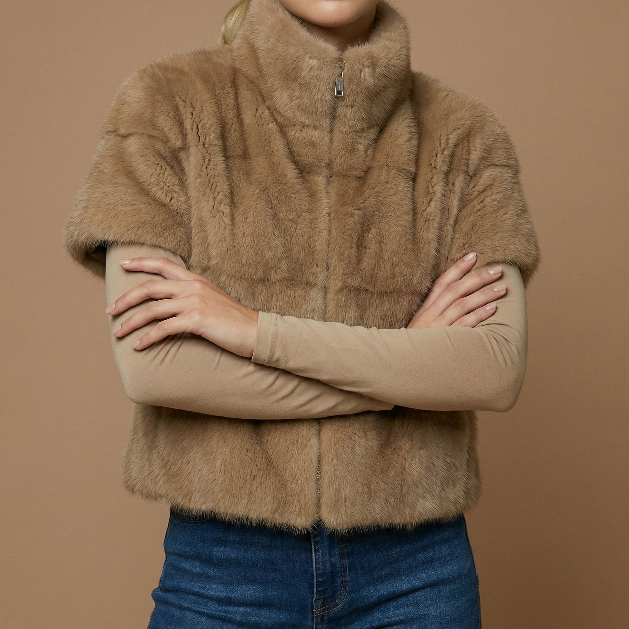 Nola – Faux Fur Short Sleeve Jacket with Zip